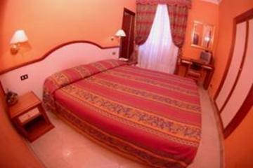 Hotel Lella 2*